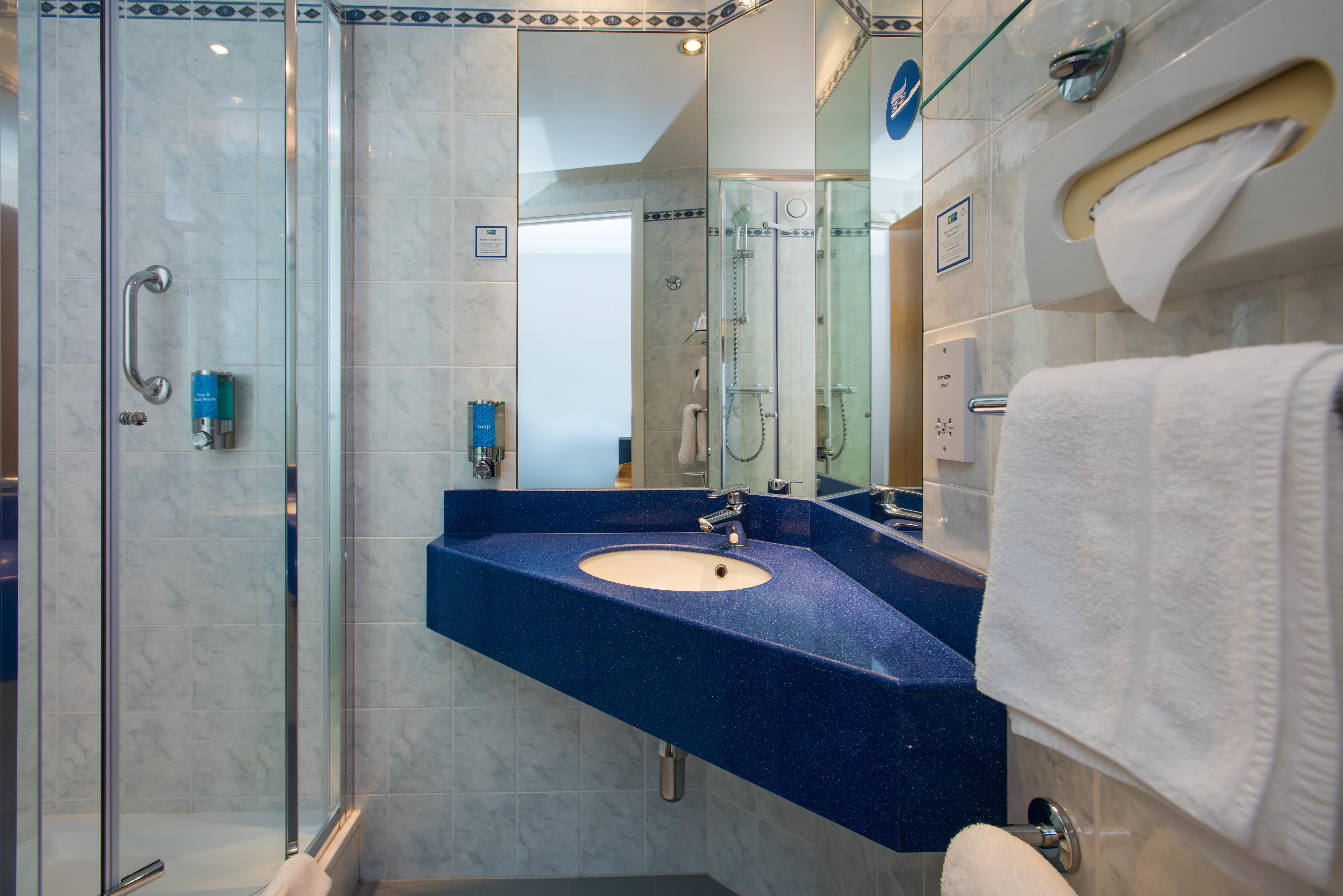 Holiday Inn Express Birmingham Oldbury By Ihg Exteriör bild