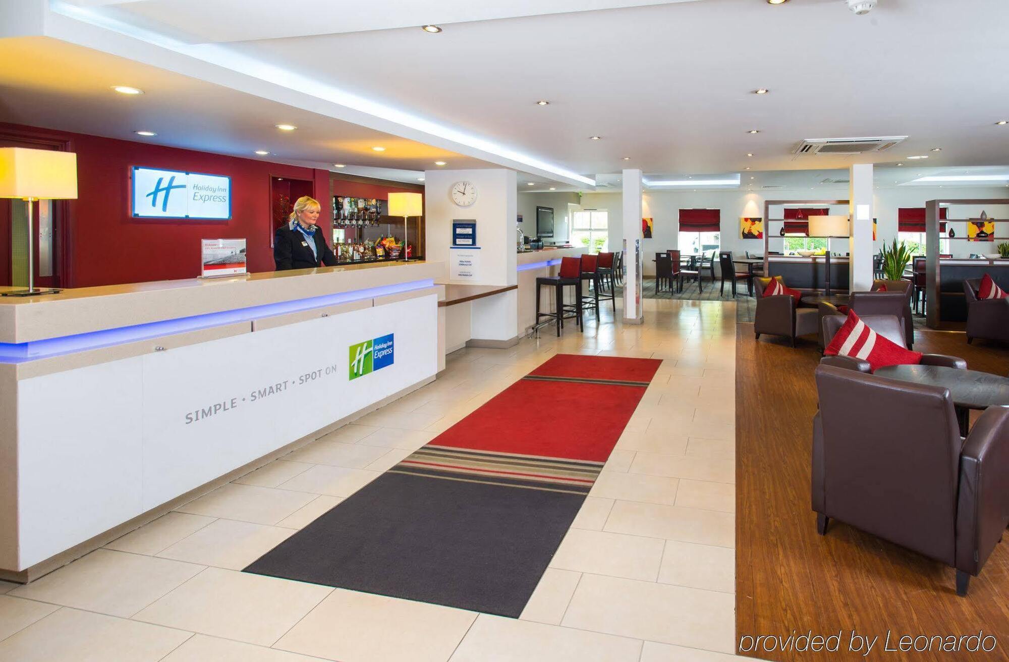 Holiday Inn Express Birmingham Oldbury By Ihg Exteriör bild